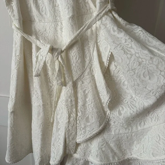 City Chic sweet love ivory Lace faux Wrap Dress size XL 22W NWT - Picture 8 of 8